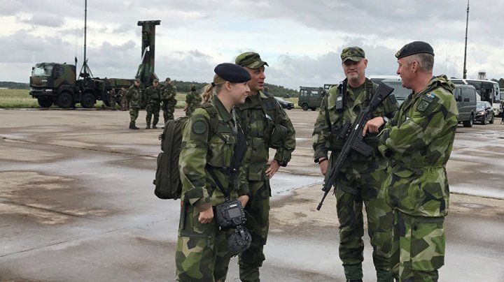Suedia: Cele mai ample exerciţii militare din ultimii 20 de ani