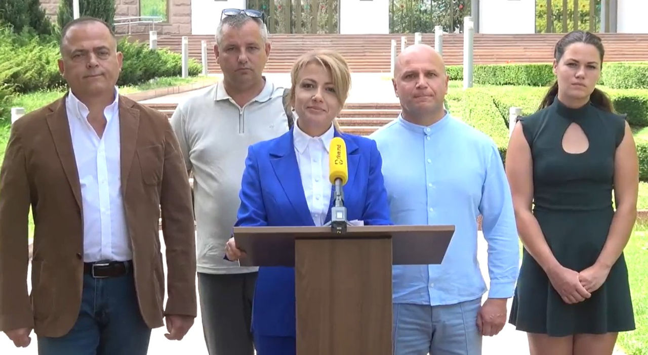 ALDE nu participă la alegerile prezidențiale, dar va promova referendumul.