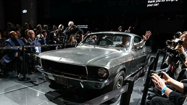 Ford Mustang из фильма "Детектив Буллитт" продали с аукциона.
