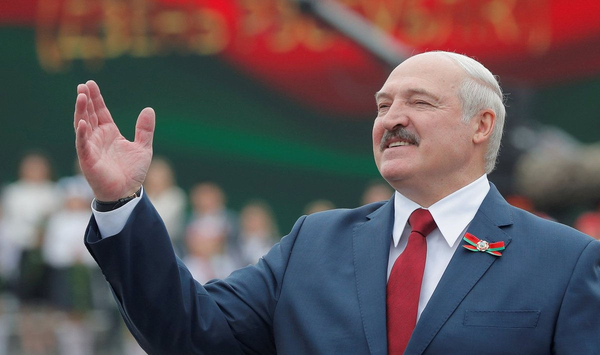 Александр Лукашенко помиловал 30 политзаключенных.