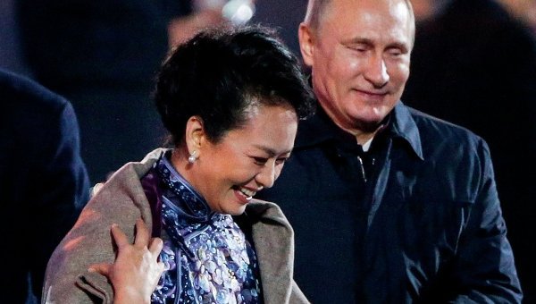 Песков: "Это нормальное побуждение, нормальный поступок, который сделал бы, наверно, абсолютно каждый".