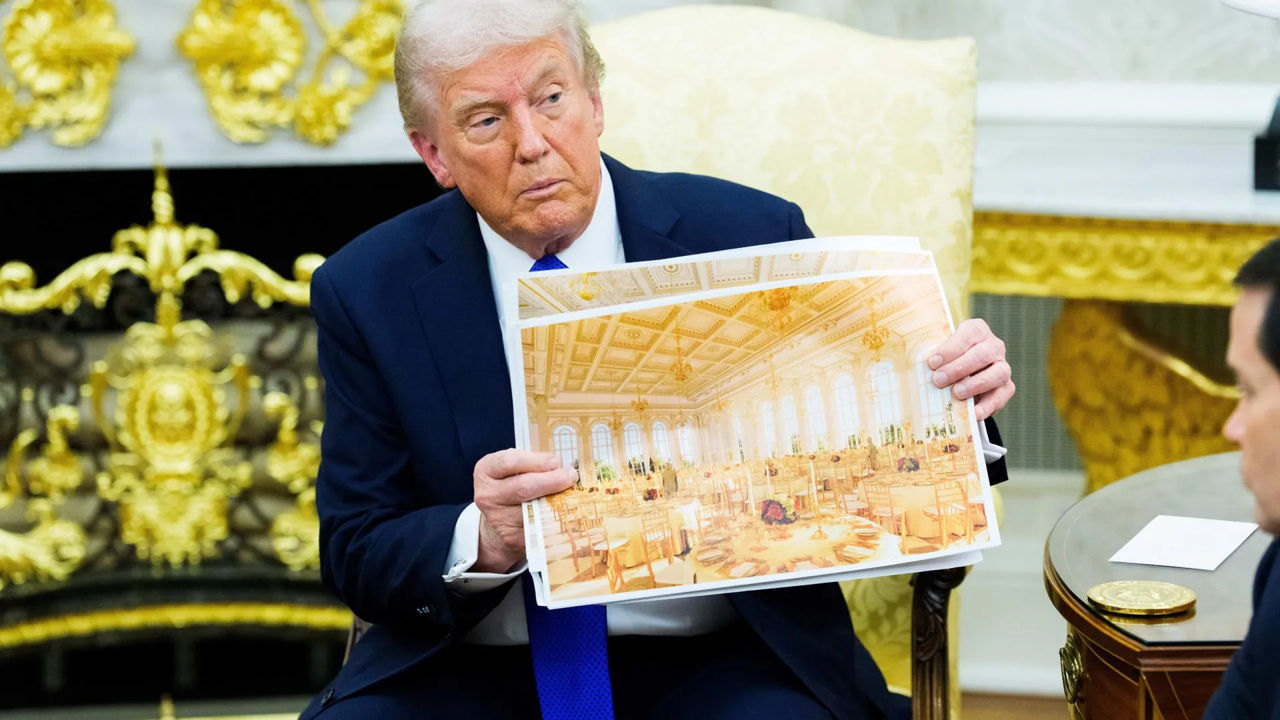 Trump a anunțat deschiderea sălii de bal în 2028.