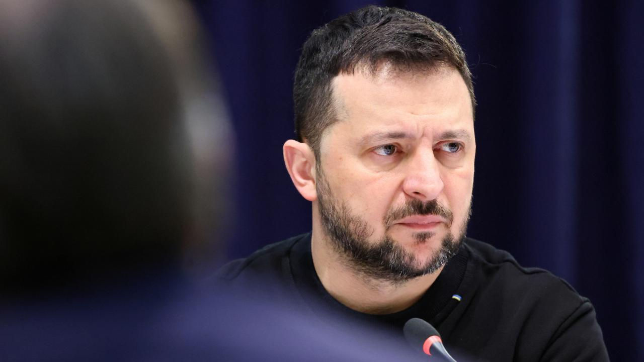 Зеленский подписал указ о демобилизации срочников.