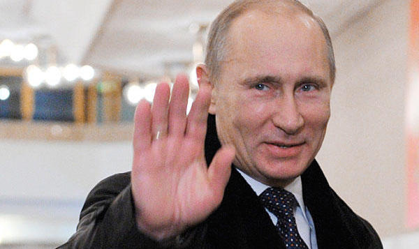 Putin intenţionează să joace în continuare hochei, iar în vară va face din nou câteva scufundări la mare adâncime, în prezenţa camerelor de filmat. 