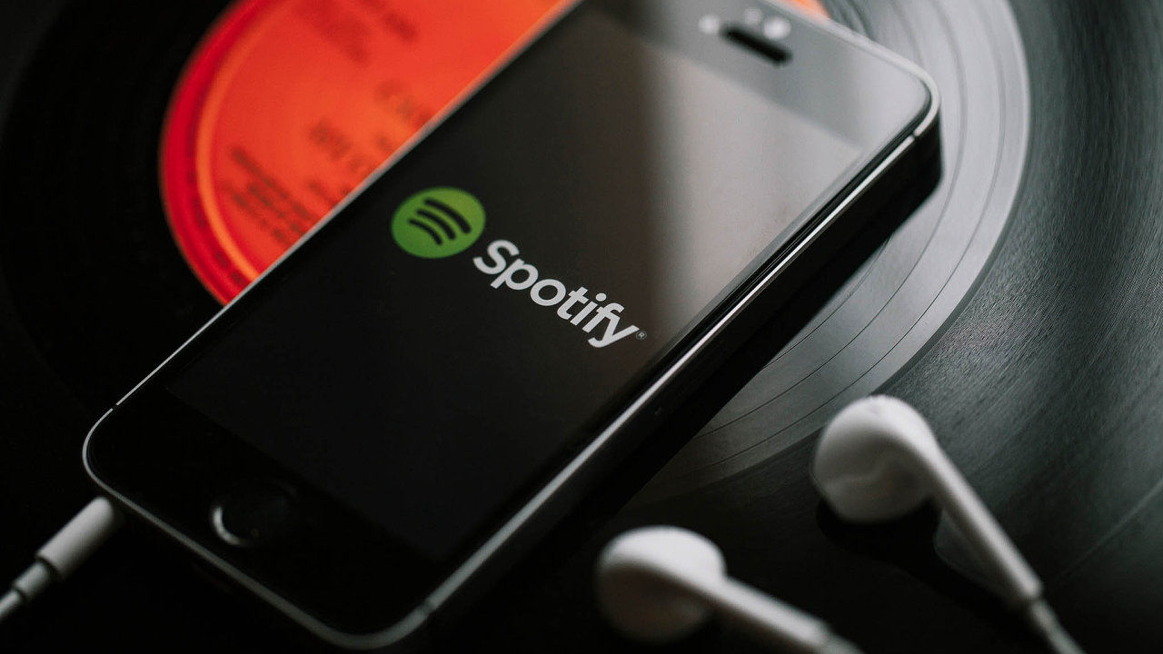 ЕС проведёт расследование против Apple из-за жалобы Spotify.