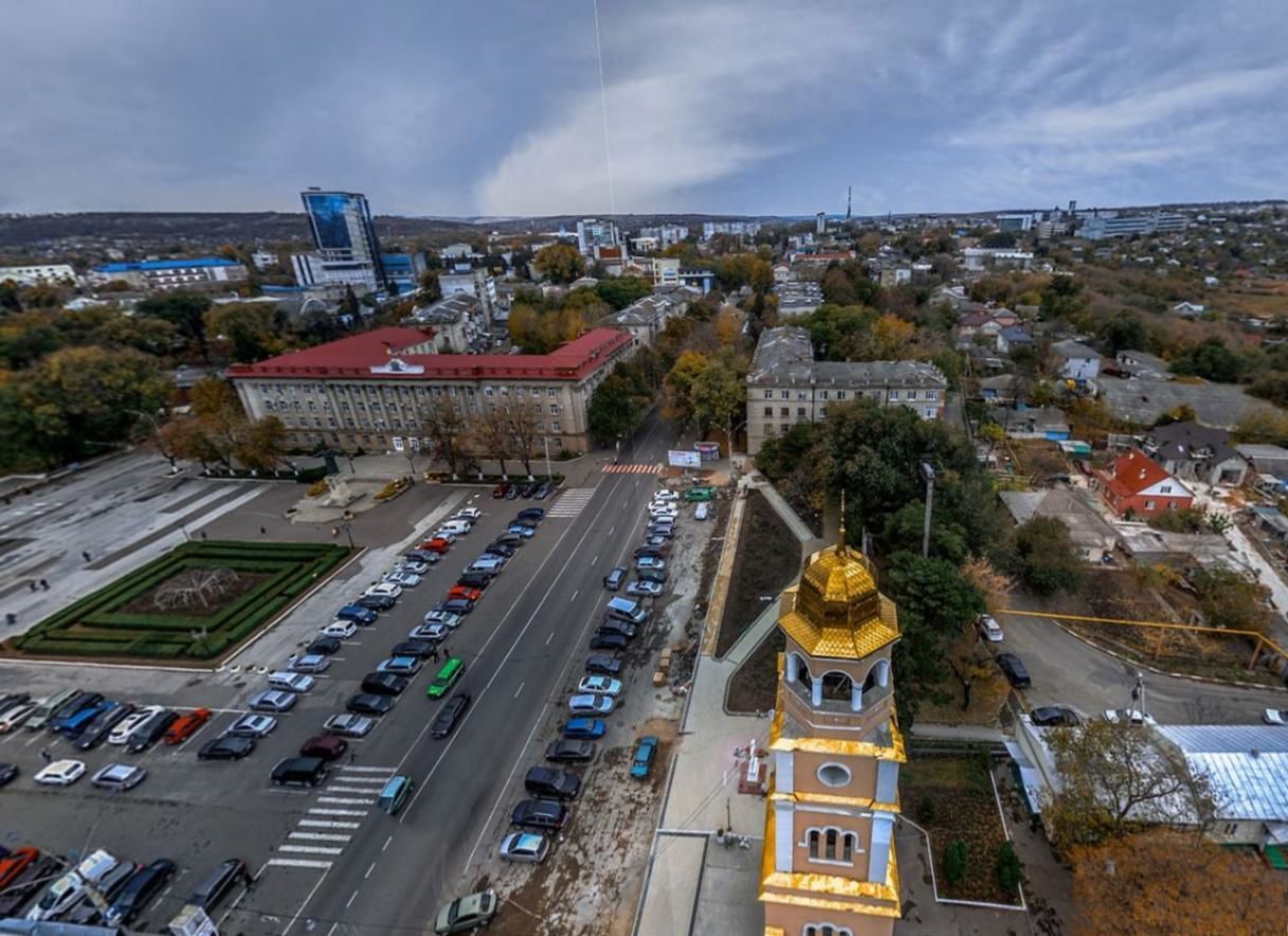 На данный момент в Бельцах растет около 70 тысяч деревьев.