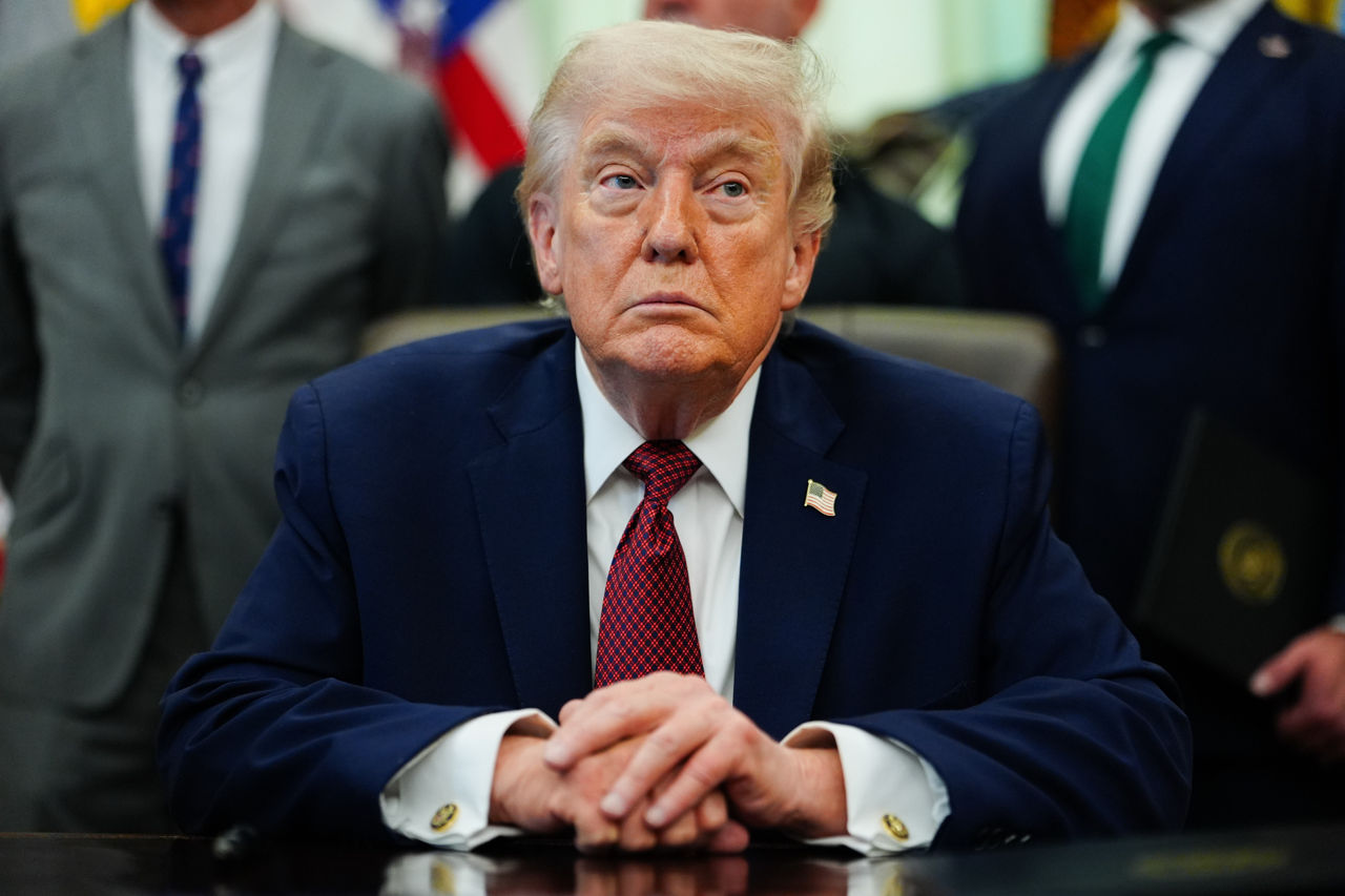 Трамп объявил о продлении перемирия между США и Ираном.