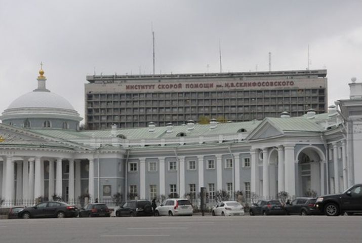 Часть пациентов находятся в Склифосовского. Крайне тяжелых уже нет.