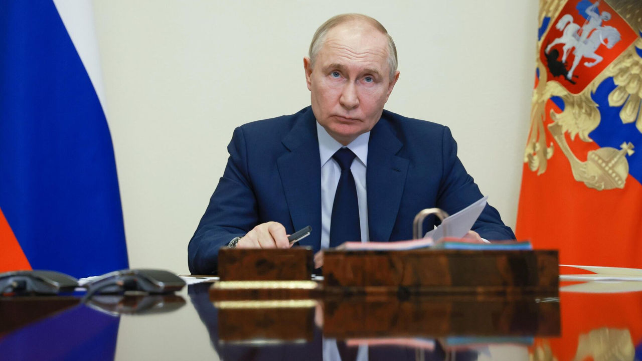 Putin a cerut să fie elaborate propuneri pentru pregătirea testelor nucleare.