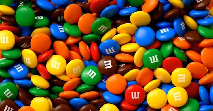 Персонажей из рекламы M&amp;M's сделают расово и гендерно нейтральными.