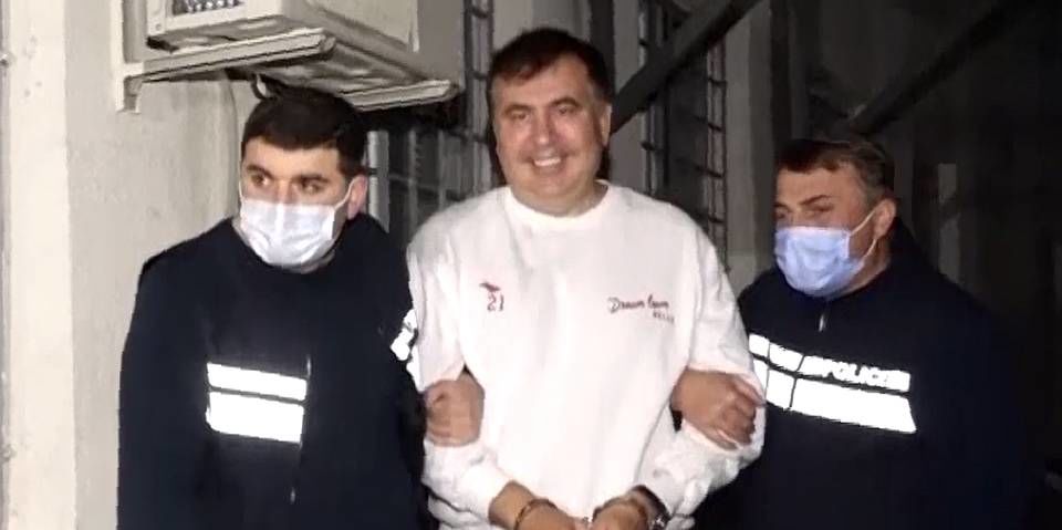 В отношении Михаила Саакашвили отменили арест как меру пресечения по одному из дел.
