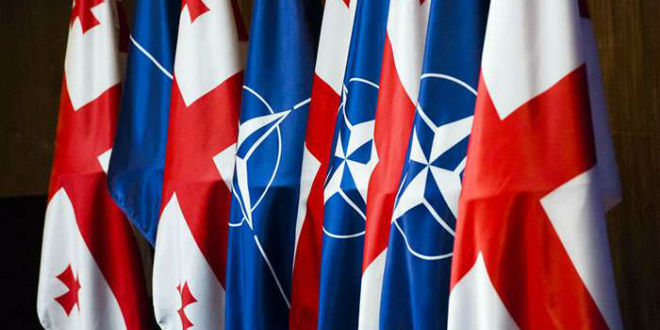 NATO cere Rusiei să-și retragă trupele de pe teritoriul Georgiei. 