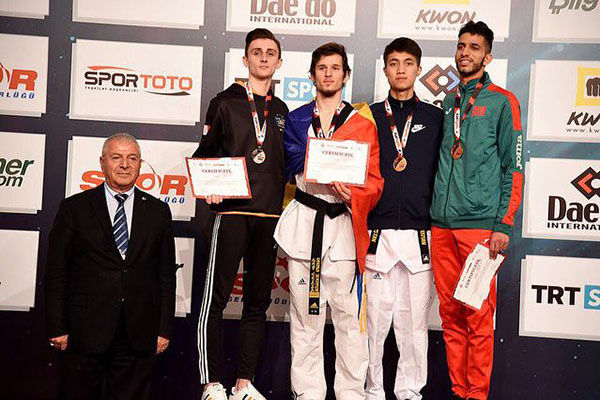 Stepan Dimitrov a cucerit aurul la o competiţie din Turcia.