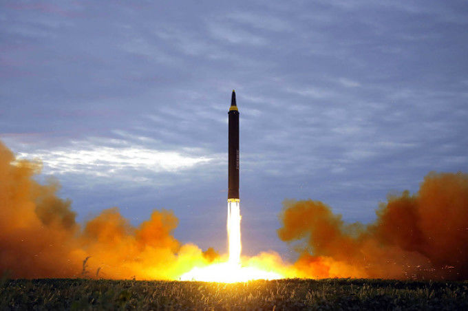  Coreea de Nord a lansat o rachetă deasupra Japoniei. Foto simbol: protv.ro