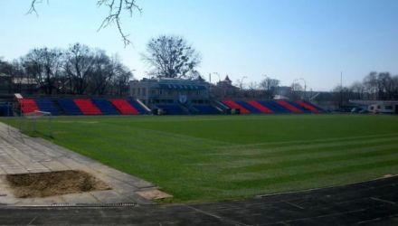 Competiţiile sportive vor lua start la ora 15:00 pe Arena din Strada Bucureşti.