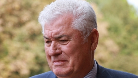 Supărat pe guvernarea AIE, Voronin i-a adunat într-o şedinţă închisă pe şefii misiunilor diplomatice. 