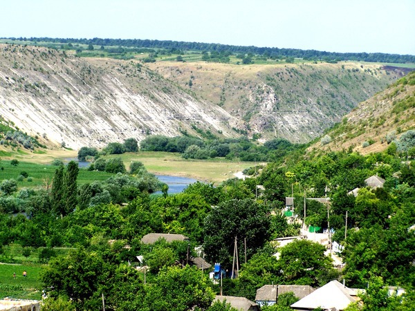 În Republica Moldova, în ianuarie-septembrie 2014, în structurile de primire turistică colectivă cu funcții de cazare au fost înregistrate 1 milion 258,09 mii de înnoptări sau cu 1,3% mai multe decît în aceeași perioadă a anului precedent, informează NOI.md.