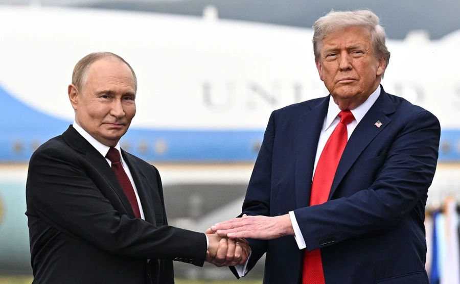 Трамп поблагодарил Путина, который похвалил его за "миротворчество".