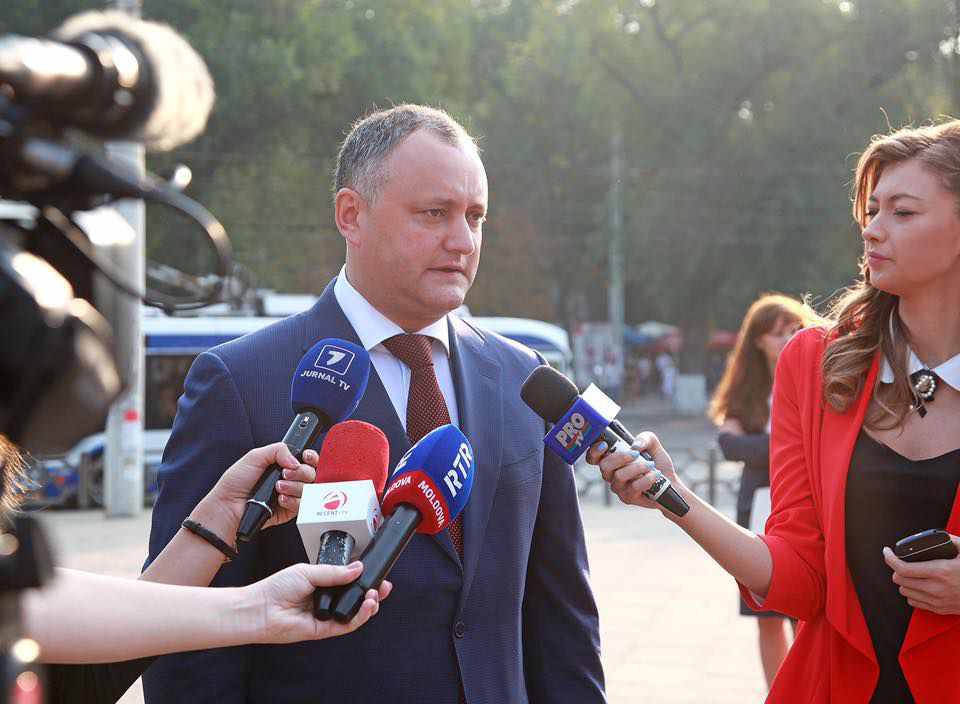 Председатель Партии социалистов Игорь Додон отметил, что к этой дате Молдова подошла с печальными итогами.