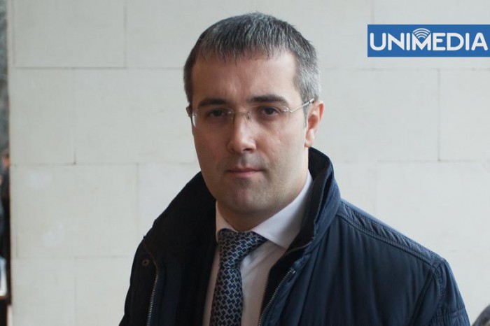 Miercuri, 10 decembrie, reprezentanţii PLDM, PD şi PL s-au întrunit la o nouă rundă de negocieri pentru elaborarea Acordului de constituire a coaliţiei de guvernare pro-europeană, transmite UNIMEDIA.