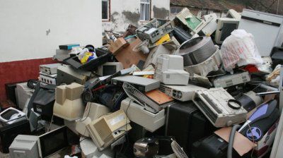 În Moldova, doar două puncte de colectare a deşeurilor electronice