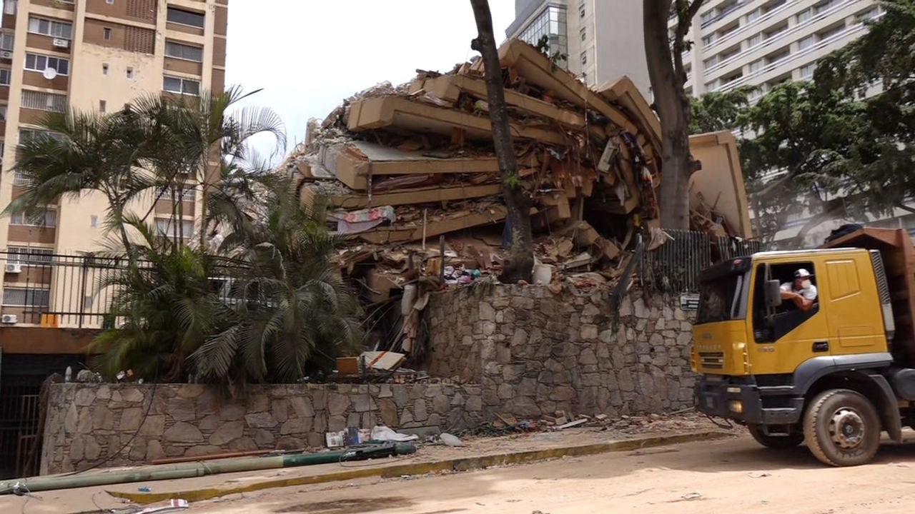 235 de persoane au murit în urma cutremurelor din Venezuela.