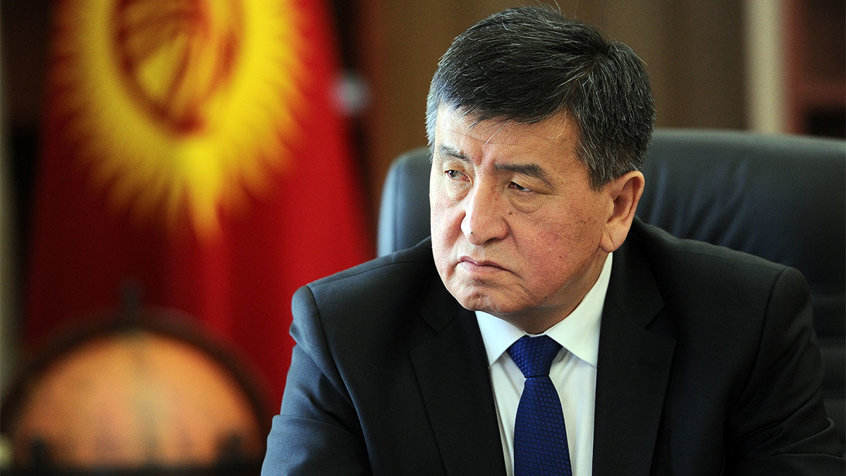 Президент Киргизии приступил к переговорам о своей отставке. Фото: vestikavkaza.ru.