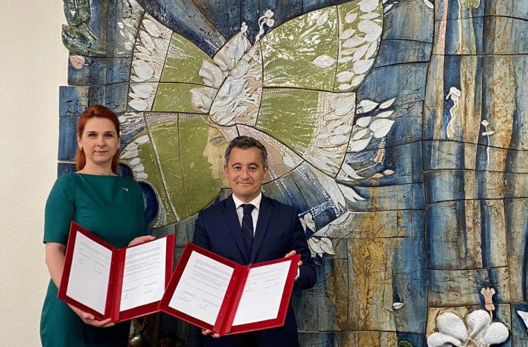 Министр внутренних дел Анна Ревенко провела встречу с  министром внутренних дел Франции Джеральдом Дарманином.