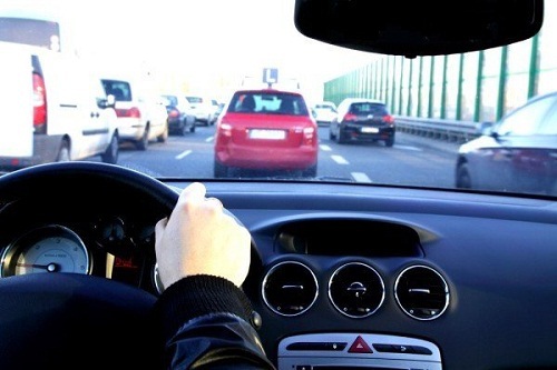 Аварийность авто, кроме прочего, зависит и от раскраски кузова.