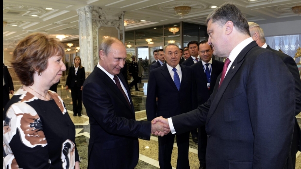 Despre asta scrie în ediția de astăzi publicația britanică Financial Times, în continuarea articolului „Lupta pentru Ucraina. Cum un succes diplomatic a eșuat”.