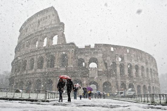 Cod roşu de ninsori în Italia. Foto: antena3.ro