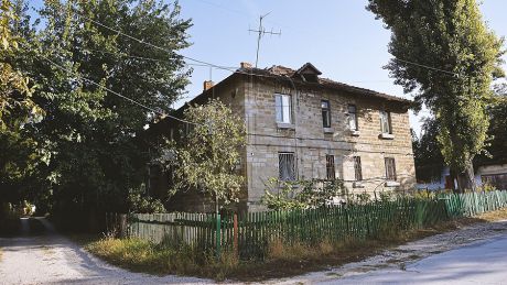 10 лет назад женщина без разрешения властей огородила территорию. Фото: Publika.md