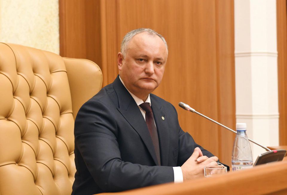 Опрос показал уверенную победу Игоря Додона на президентских выборах.