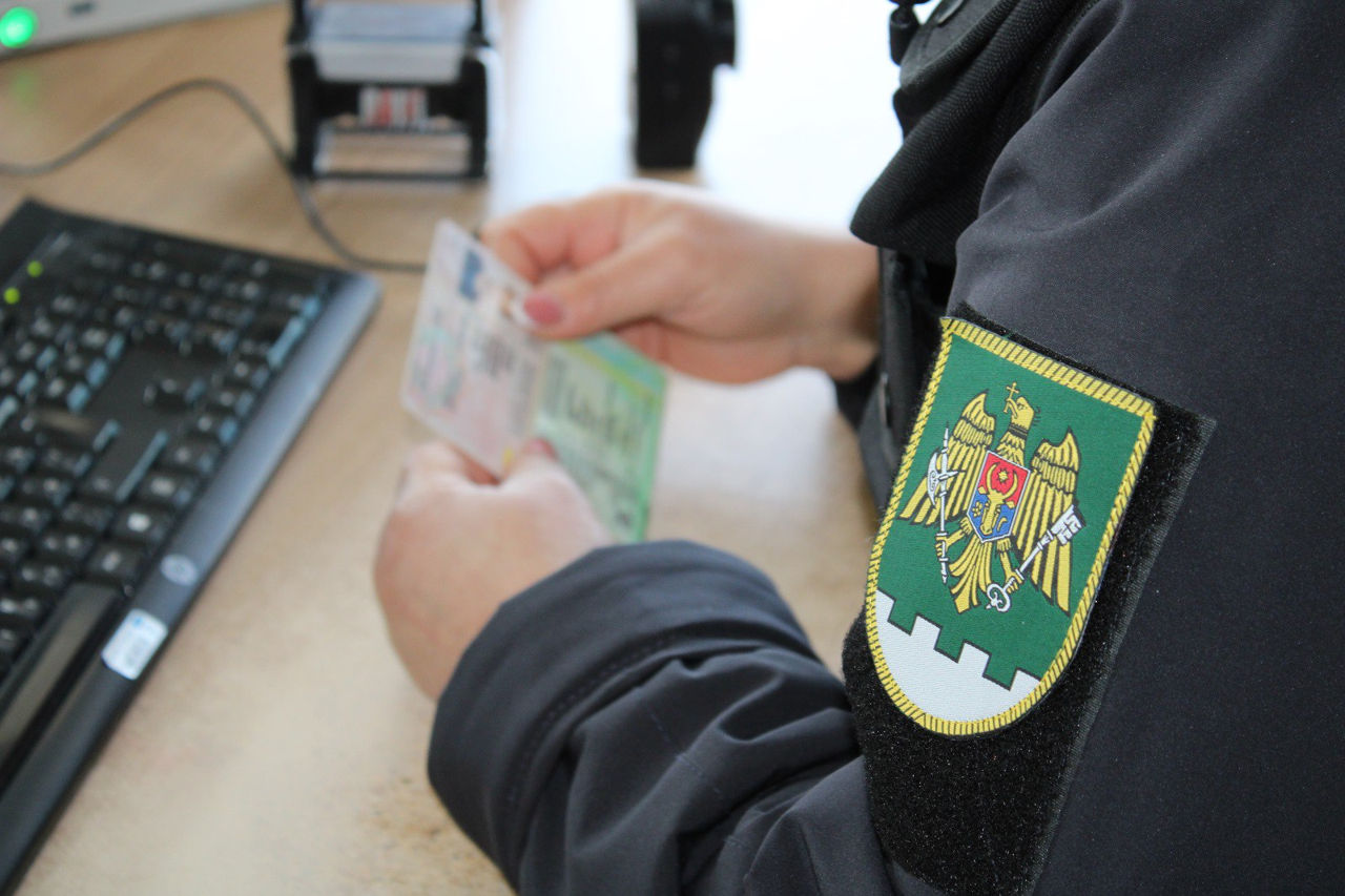 Poliția de Frontieră prinde tot mai mulți călători cu acte false la graniță.