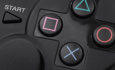 În ceea ce priveşte preţul, reprezentanţii Sony nu au dat detalii, dar au anunţat că o ediţie limitată de PS3 negru