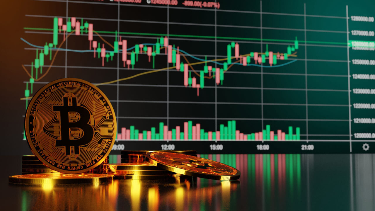 Piața criptomonedelor și-a revenit brusc: Bitcoinul a crescut cu 12%.