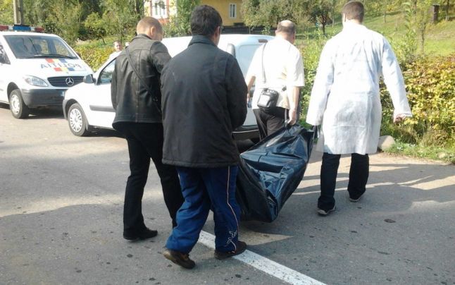 Româncă găsită moartă în autocarul cu care plecase la muncă în Italia.