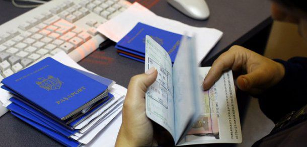 În prezent, 4 figuranţi din acest dosar se află în arest la domiciliu, iar alte două persoane – în izolatorul CNA. Foto: actualitati.md