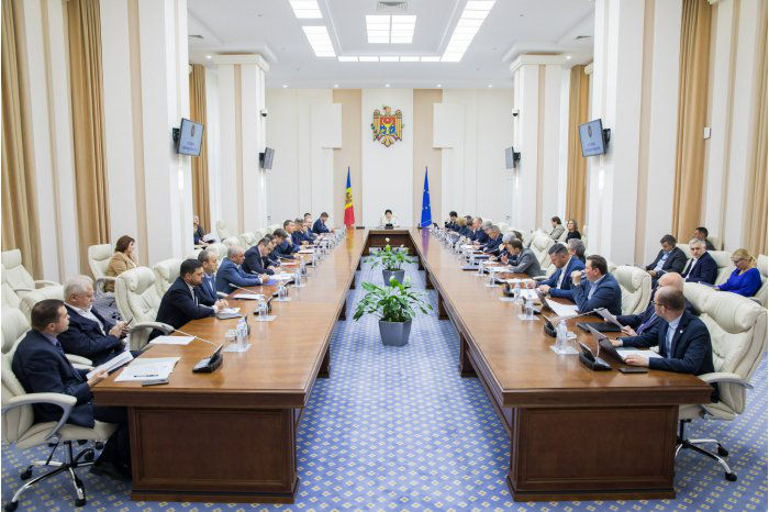 Молдова передаст Украине гуманитарную помощь.