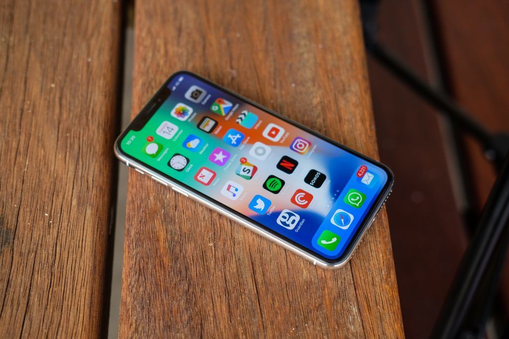 Apple va înceta producția iPhone X, din cauza vânzărilor slabe