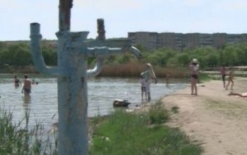 Купание в водоемах муниципия строго запрещено, поскольку вода не соответствует гигиеническим нормам.