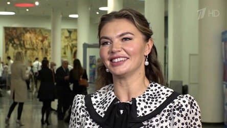 Лицо Алины Кабаевой на вручении "спортивного "Оскара" озадачило россиян.