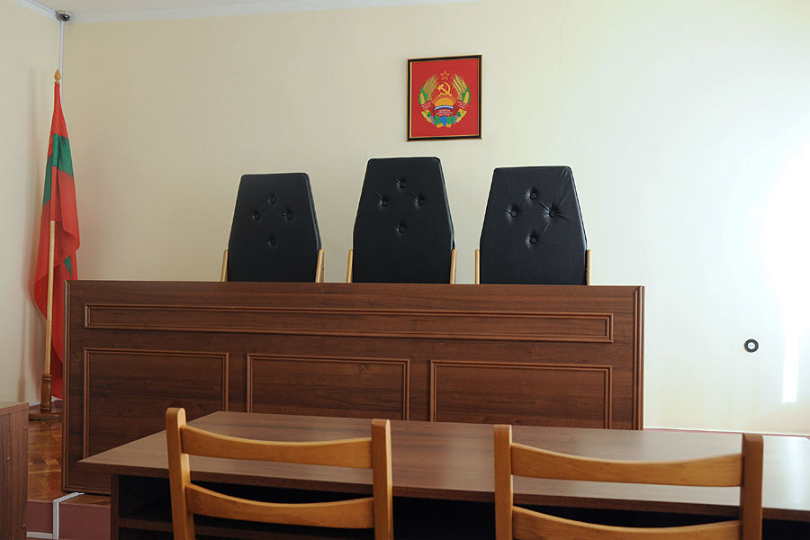 Необходимость обращения правительства в суд с подобным заявлением возникла впервые в истории.
