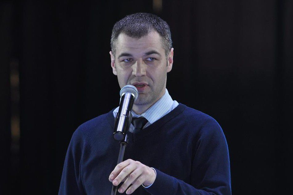 Ţîcu, a părăsit Partidul Popular European, condus de fostul premier Iurie Leancă.