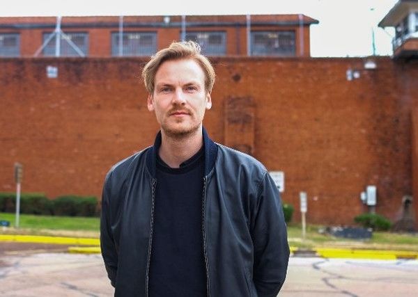 Экс-журналиста Der Spiegel заподозрили в краже пожертвований.