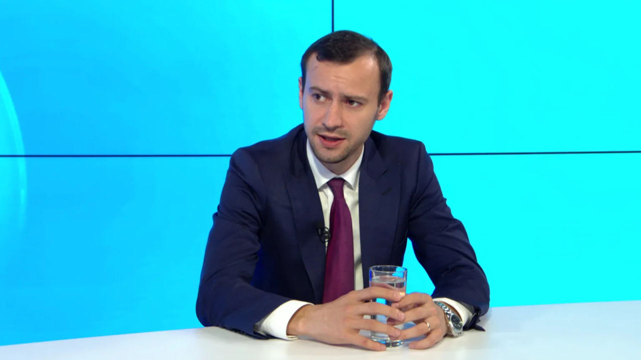 Платформа DA не планирует выводить людей на протесты.