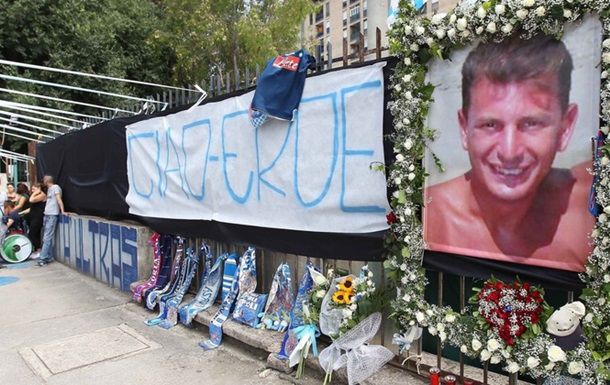 Болельщику столичной Ромы Даниэле Де Сантису, который убил фаната Наполи Чиро Эспозито, был вынесен приговор.