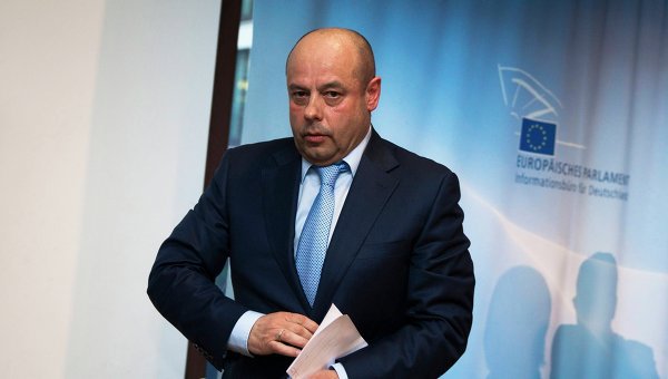 "Нафтогаз Украины" заявил, что будет покупать газ у "Газпрома" предстоящей зимой по мере необходимости.