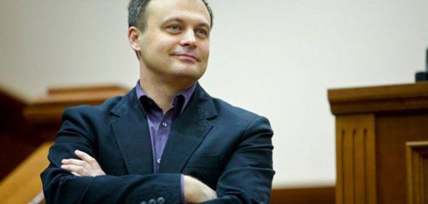 Andrian Candu, susține că opinia Ambasadorului UE în Moldova, Pirkka Tapiola, trebuie respectată. Foto: zdg.md