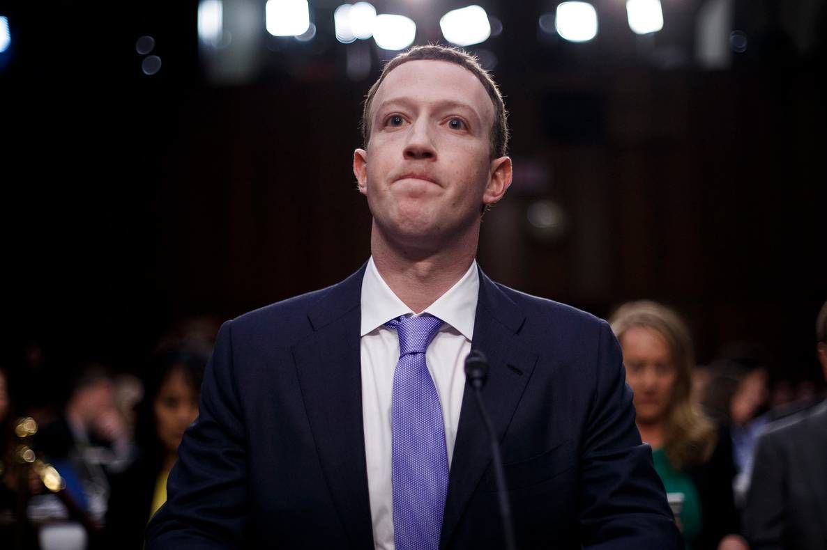 Цукерберг заявил, что Facebook не может пресечь вмешательство в выборы в США.